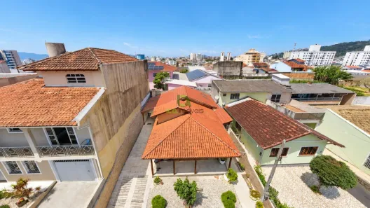 Casa com 3 Quartos à venda, 250m² no Ipiranga, São José
