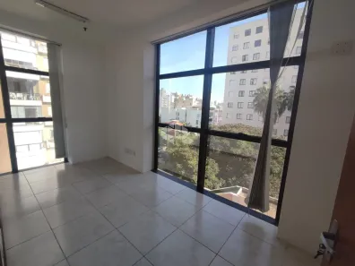 Sala Comercial à venda, 37m² no Auxiliadora, Porto Alegre