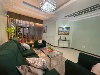 Casa com 4 Quartos à venda, 400m² no Centro, Canoas