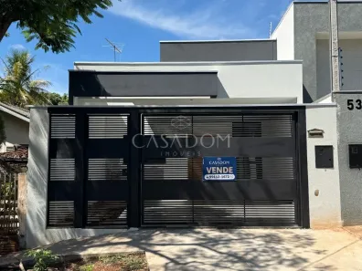 Sobrado com 3 Quartos à venda, 102m² no Conjunto Residencial Paulino Carlos Filho, Maringá