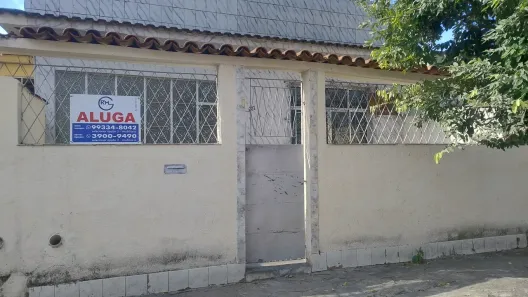 Casa com 2 Quartos para alugar, 85m² no Jardim América, Rio de Janeiro