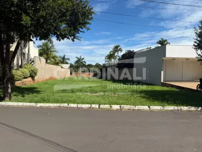 Lote/Terreno à venda, 910m² no Jardim Magnólias, Araraquara