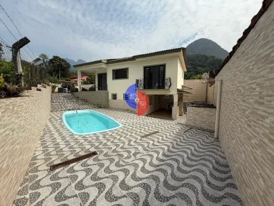 Casa de Condomínio com 4 Quartos à venda, 150m² no Limoeiro, Guapimirim