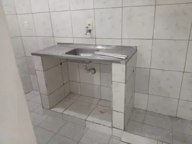Casa com 2 Quartos para alugar, 25m² no Jardim Comercial, São Paulo
