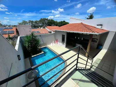 Casa com 3 Quartos à venda, 177m² no Vigilato Pereira, Uberlândia