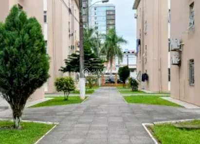 Apartamento com 3 Quartos à venda, 53m² no Barreiros, São José