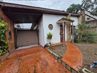 Casa com 3 Quartos à venda, 100m² no Passo da Areia, Porto Alegre