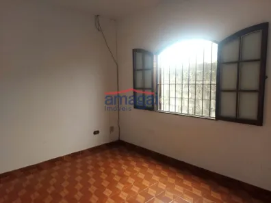 Casa com 3 Quartos para alugar, 148m² no Jardim do Vale, Jacareí