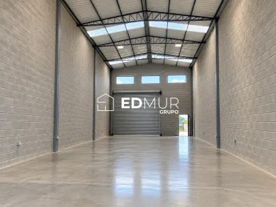 Galpão/Depósito/Armazém para alugar, 318m² no Santa Terezinha, Santo André