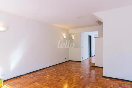 Casa com 4 Quartos para alugar, 154m² no Jardim Rizzo, São Paulo