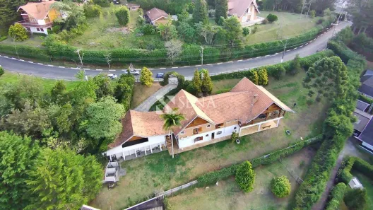 Casa de Condomínio com 5 Quartos à venda, 550m² no Alto do Capivari, Campos do Jordão