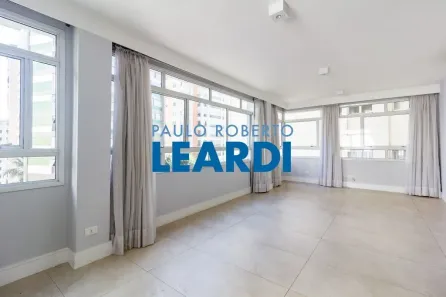 Apartamento com 3 Quartos à venda, 210m² no Santa Cecília, São Paulo