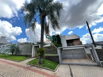 Casa com 3 Quartos para alugar, 200m² no Maria Goretti, Chapecó