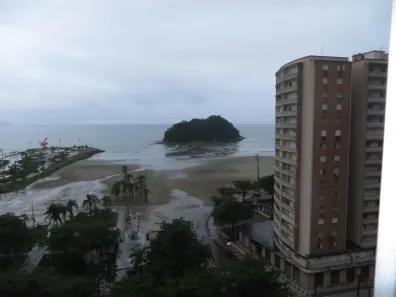 Apartamento com 2 Quartos para alugar, 118m² no José Menino, Santos