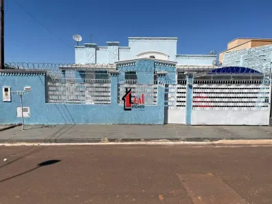 Casa com 2 Quartos à venda, 108m² no Centro, Presidente Prudente