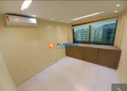 Sala Comercial à venda, 24m² no Freguesia (Jacarepaguá), Rio de Janeiro