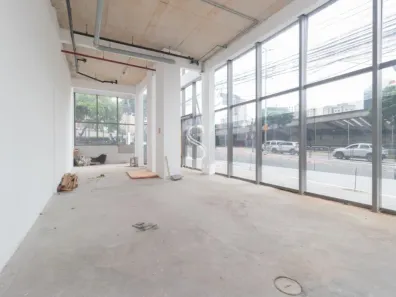 Ponto Comercial à venda, 643m² no Liberdade, São Paulo