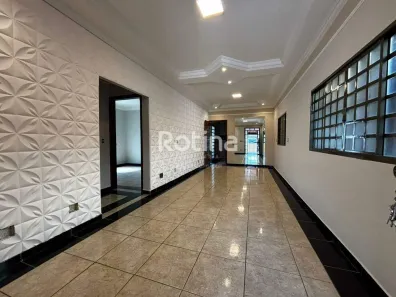 Casa com 4 Quartos à venda, 187m² no Planalto, Uberlândia