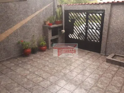 Casa com 2 Quartos à venda, 117m² no Jardim do Estádio, Santo André