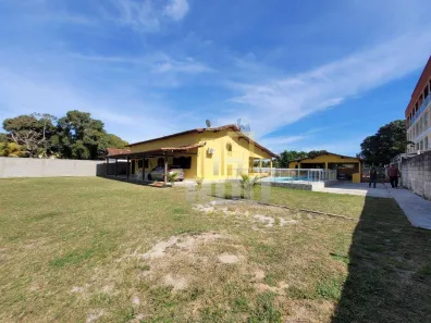 Fazenda/Sítio com 3 Quartos à venda, 130m² no Chácara Mariléa, Rio das Ostras