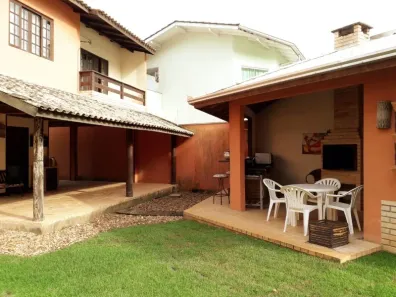 Casa com 2 Quartos à venda, 155m² no Ariribá, Balneário Camboriú