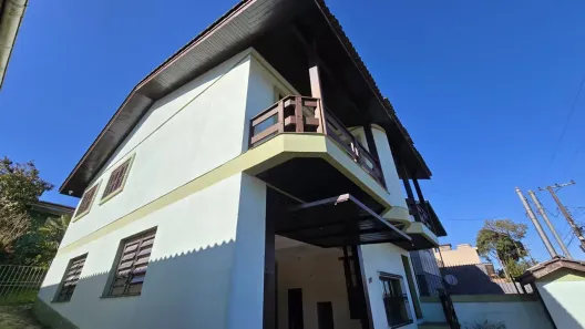 Sobrado com 3 Quartos à venda, 233m² no Jardim das Hortências, Caxias do Sul