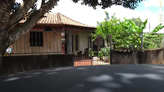 Casa com 3 Quartos à venda, 103m² no Conjunto Habitacional Violim, Londrina