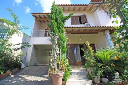 Casa com 4 Quartos à venda, 300m² no Jardim Sabará, Porto Alegre
