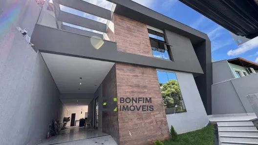Casa com 3 Quartos à venda, 244m² no Grã-Duquesa, Governador Valadares