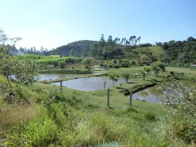 Fazenda/Sítio com 3 Quartos à venda, 200m² no Campos de São José, São José dos Campos