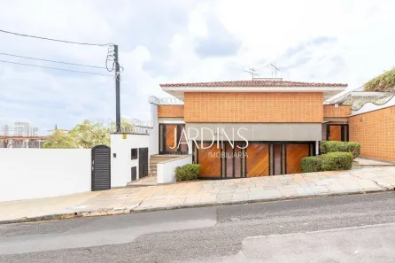 Casa com 3 Quartos à venda, 386m² no Centro, Ribeirão Preto