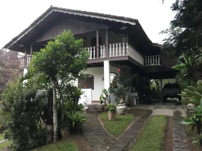Fazenda/Sítio com 4 Quartos à venda, 281m² no Córrego D'Antas, Nova Friburgo
