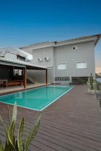 Casa com 4 Quartos à venda, 300m² no Serra Centro, Serra