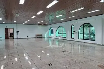 Imóvel Comercial para alugar, 700m² no Jardim Everest, São Paulo