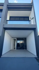 Sobrado com 2 Quartos à venda, 105m² no Morretes, Itapema