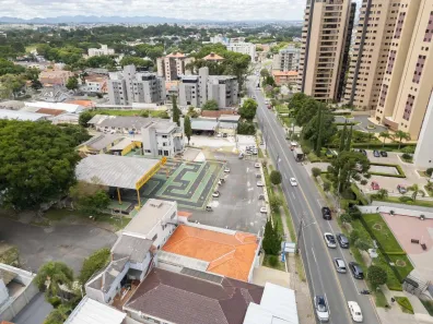Imóvel Comercial com 8 Quartos à venda, 400m² no Bacacheri, Curitiba