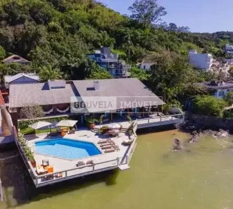 Casa com 5 Quartos para alugar, 780m² no Cabeçudas, Itajaí
