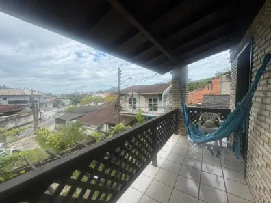 Casa com 4 Quartos à venda, 257m² no Córrego Grande, Florianópolis
