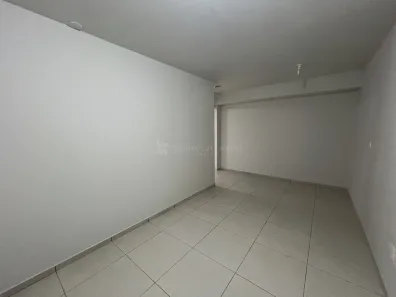 Prédio Comercial para alugar, 108m² no Zona 01, Maringá