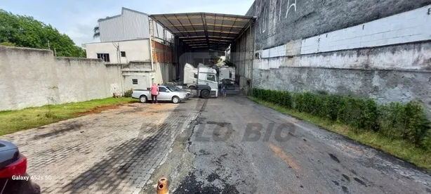 Galpão/Depósito/Armazém à venda, 775m² no Batistini, São Bernardo do Campo
