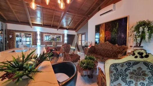 Sobrado com 4 Quartos à venda, 554m² no Centro, São Francisco do Sul
