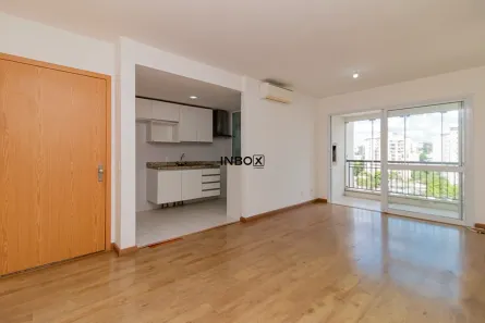 Apartamento com 3 Quartos à venda, 82m² no Passo da Areia, Porto Alegre
