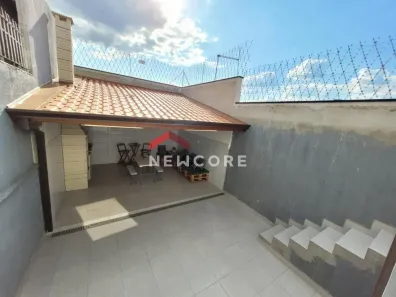 Casa com 3 Quartos à venda, 170m² no Centro, Carapicuíba
