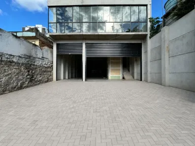 Ponto Comercial para alugar, 475m² no Boa Vista, Porto Alegre