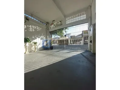 Sobrado com 3 Quartos à venda, 220m² no Vila Floresta, Santo André