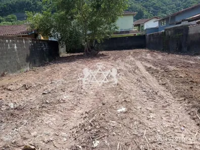 Lote/Terreno à venda, 336m² no Jardim Olaria, Caraguatatuba