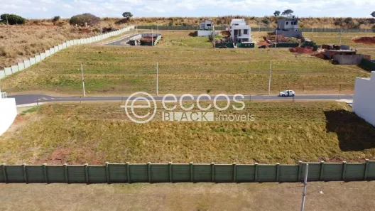 Lote/Terreno à venda, 271m² no Granja Marileusa, Uberlândia