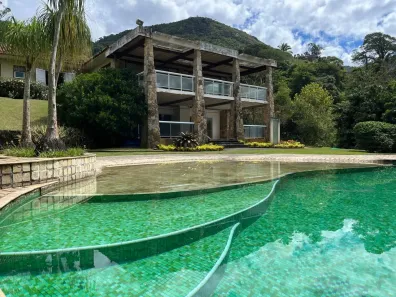 Casa de Condomínio com 4 Quartos à venda, 623m² no Bonsucesso, Petrópolis