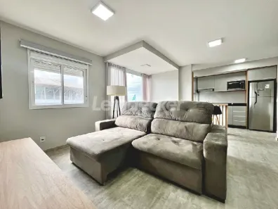 Apartamento com 2 Quartos para alugar, 64m² no Farrapos, Porto Alegre