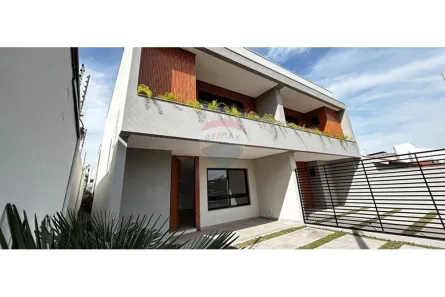 Sobrado com 3 Quartos à venda, 143m² no Igara, Canoas